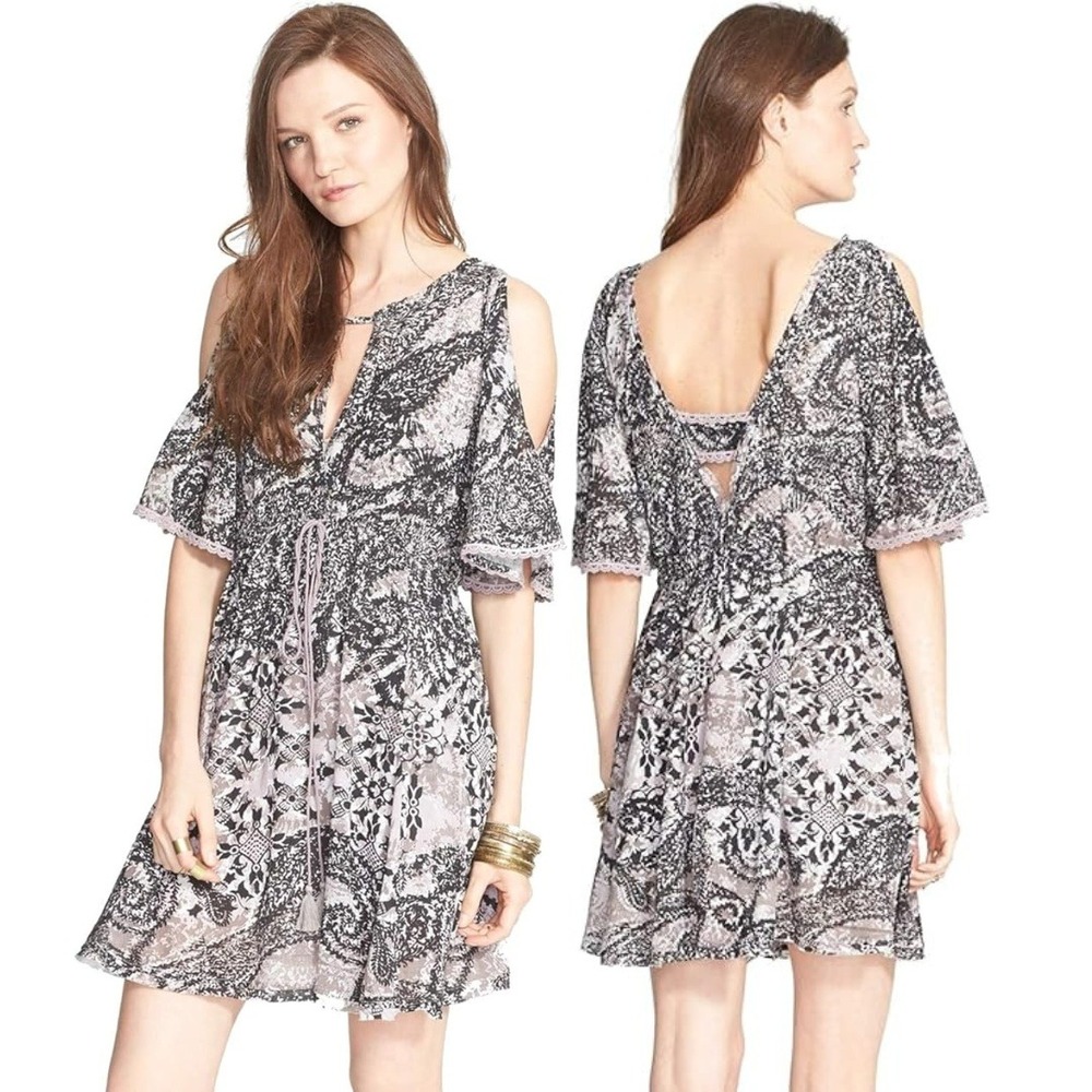Free People Women's 'Love Birds' Paisley Cold Shoulder Tassel‎ Mini Dress Size L